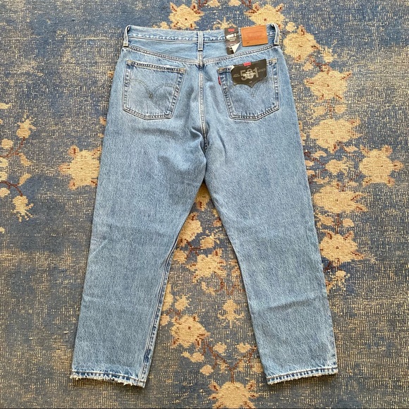 NWT Levi's 501 Crop in Luxor Reconstruction 31 - Picture 4 of 4